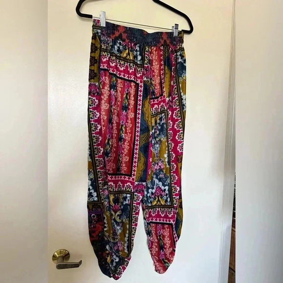 Like New Velvet Printed Anthropologie Pants - Picture 4 of 6